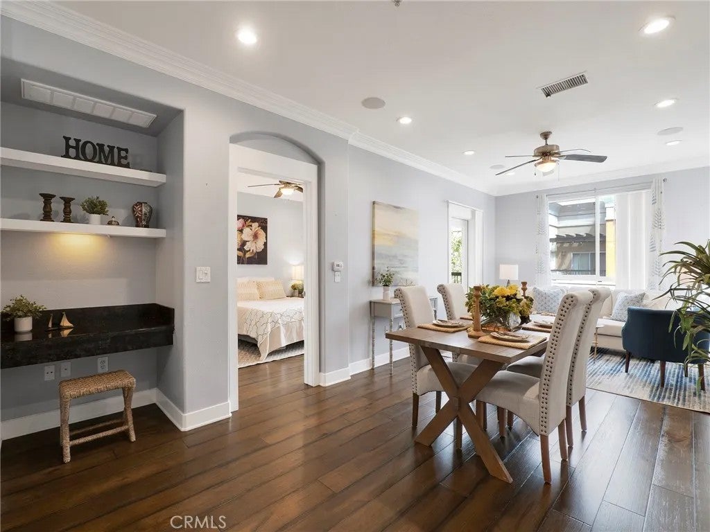 24507 Town Center 7418 — photo