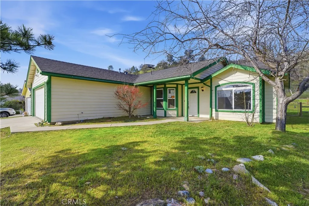 21276 White Pine #39, Tehachapi, CA 93561 — photo 3