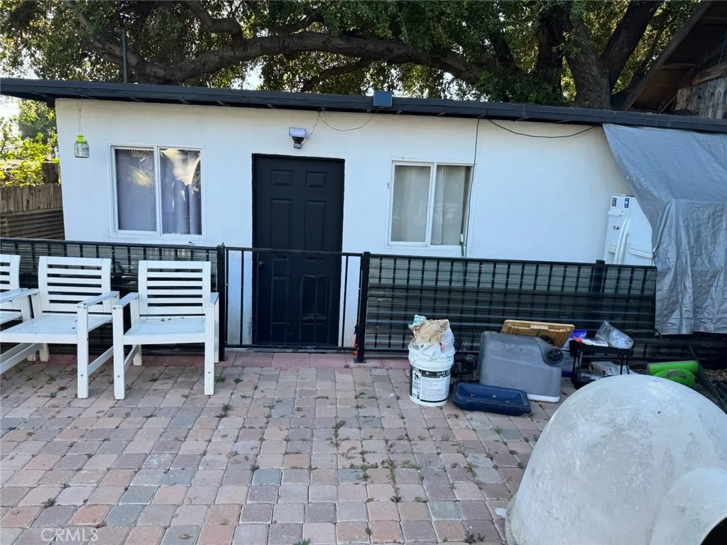 10015 Marcus, Tujunga, CA 91042 — photo 2