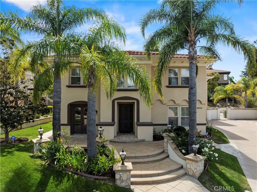 2033 Waterside Circle — photo