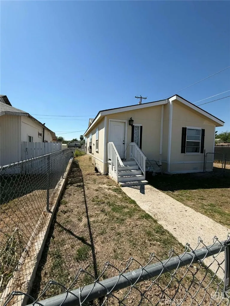 473 Cedar, Taft, CA 93268 — photo 3
