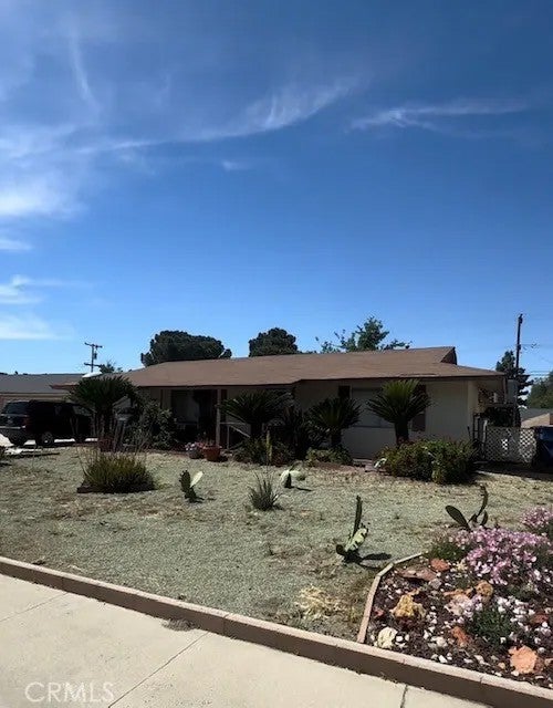 913 Cherry Hills Drive — photo