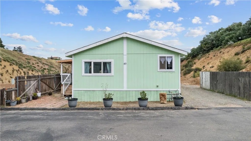 657 Lebec 49 — photo
