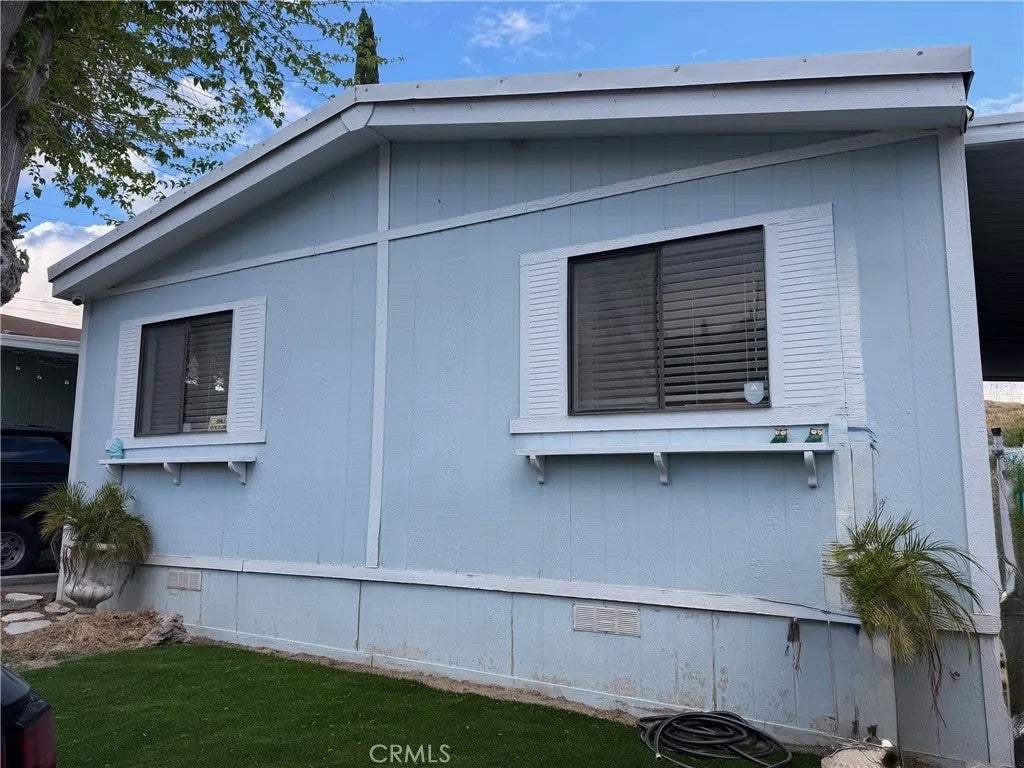 29021 Bouquet Canyon 290 — photo