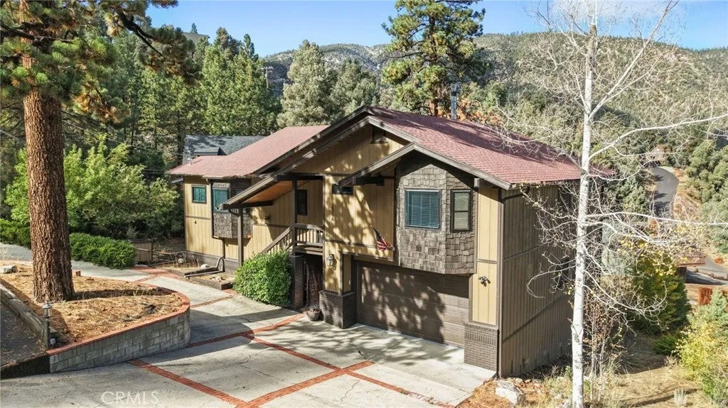 2316 Cedarwood Drive — photo