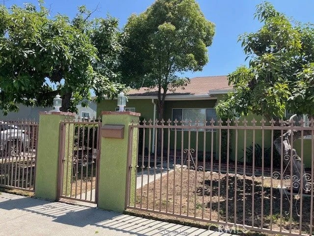 9025 Gullo — photo