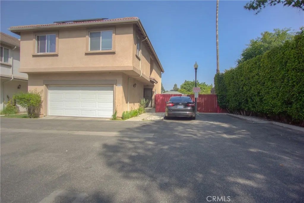 12600 San Fernando 121 — photo