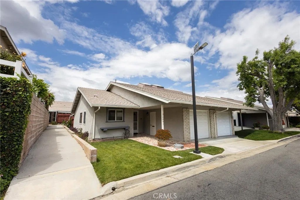 26801 Circle Of The Oaks — photo