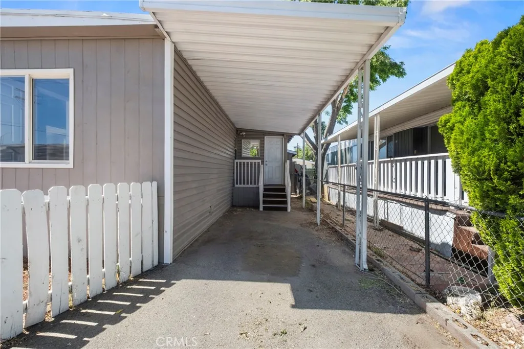 3157 E Ave I #B2, Lancaster, CA 93535 — photo 2