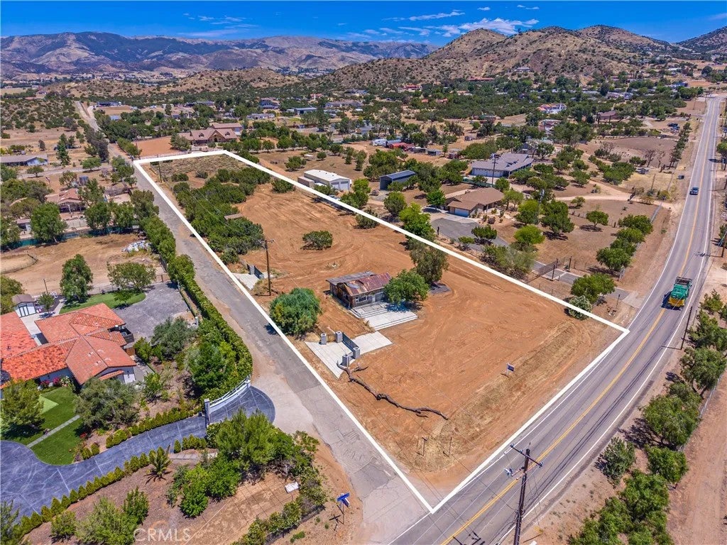 10367 Escondido Canyon — photo
