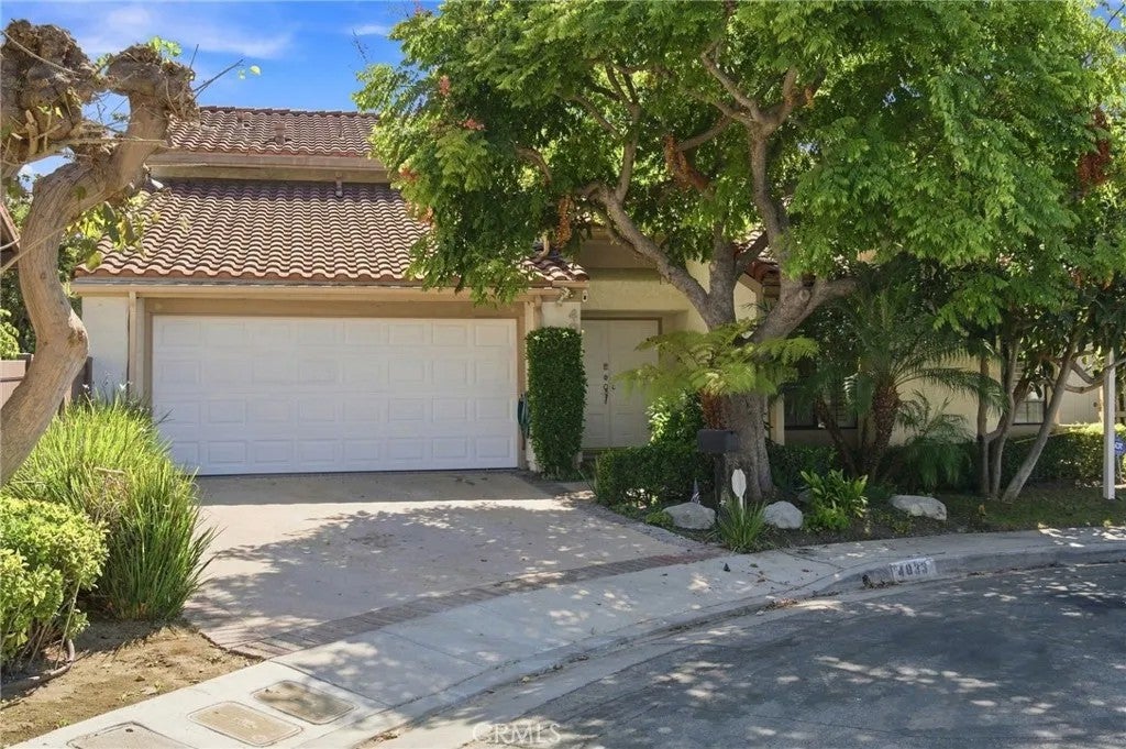 4033 Lamarr Ave. — photo