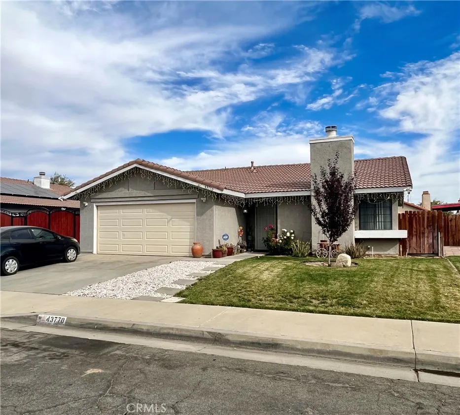 43770 Santa Rosa Circle — photo