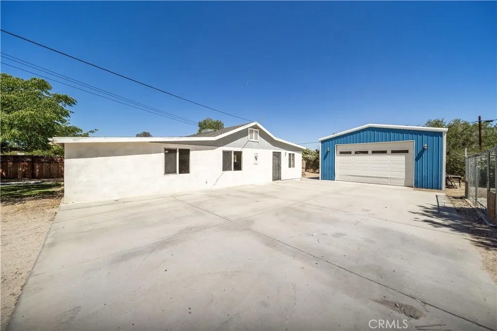 12537 E Avenue V-12 — photo