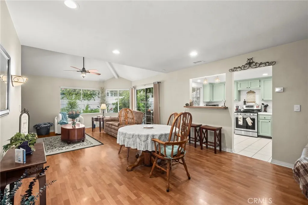 1866 Rory Lane #5, Simi Valley, CA 93063
