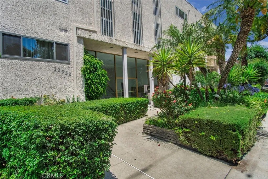 12955 Riverside Drive 102 — photo