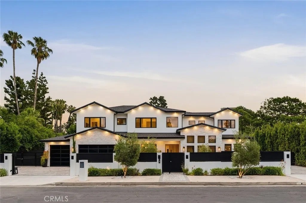 5414 Genesta — photo