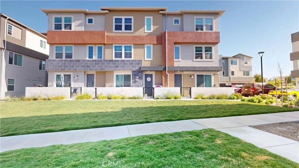 27131 Observation Court — photo