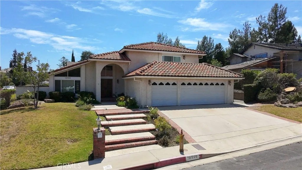 18599 Calle Vista — photo