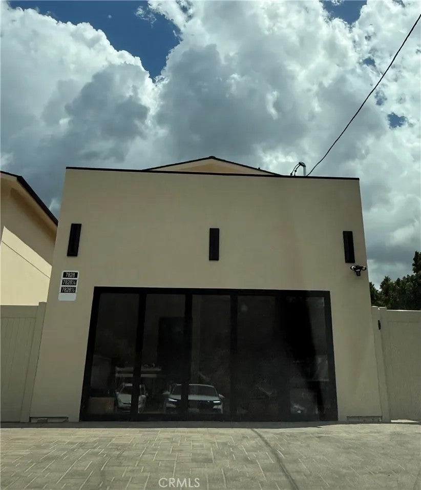 7828 Kyle Street — photo