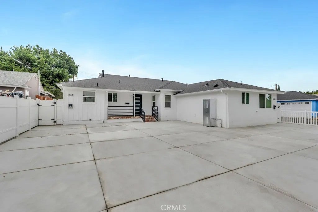6852 Claire Avenue — photo