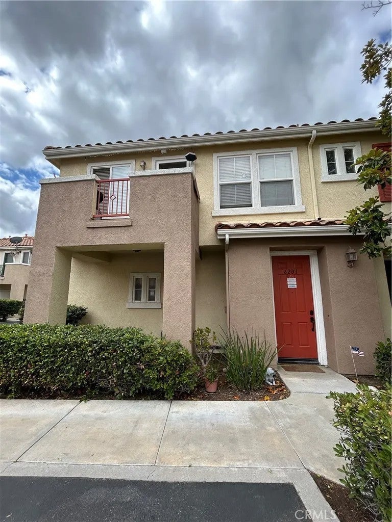 18002 Flynn 6201 — photo