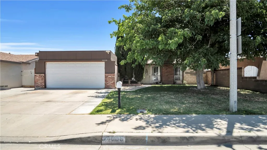 44008 Raysack, Lancaster, CA 93535 — photo 2