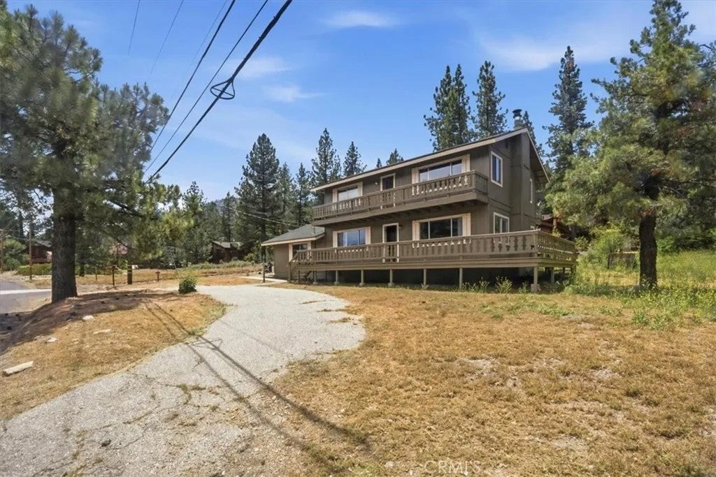2325 Cypress — photo
