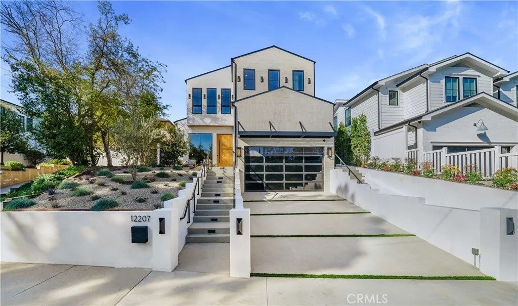 12207 Valleyheart Drive — photo
