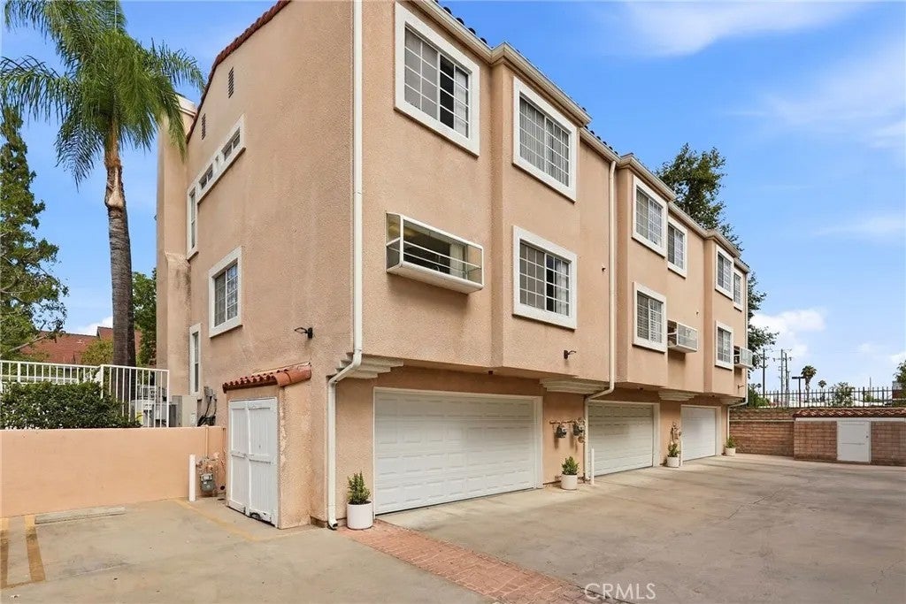 7109 Farralone 117 — photo