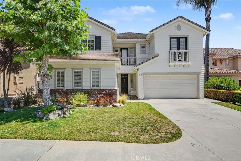 18 Lyon Ridge — photo