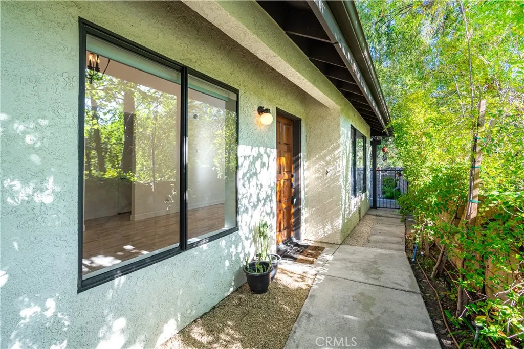 9138 Tujunga Canyon, Tujunga, CA 91042 — photo 2
