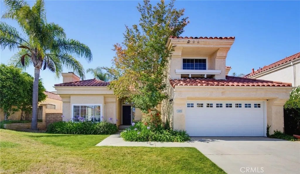 13620 Chesterfield — photo
