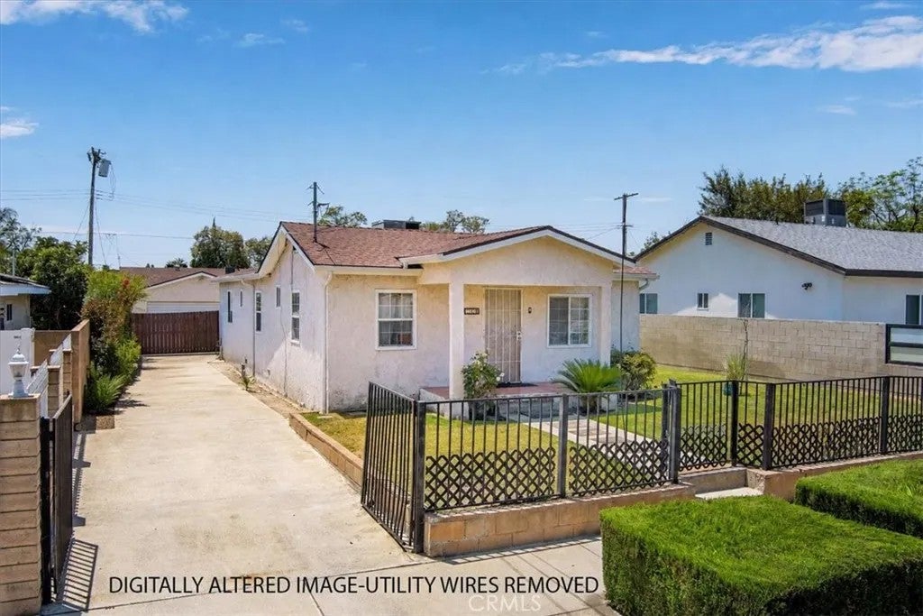 13100 Cantara Street — photo