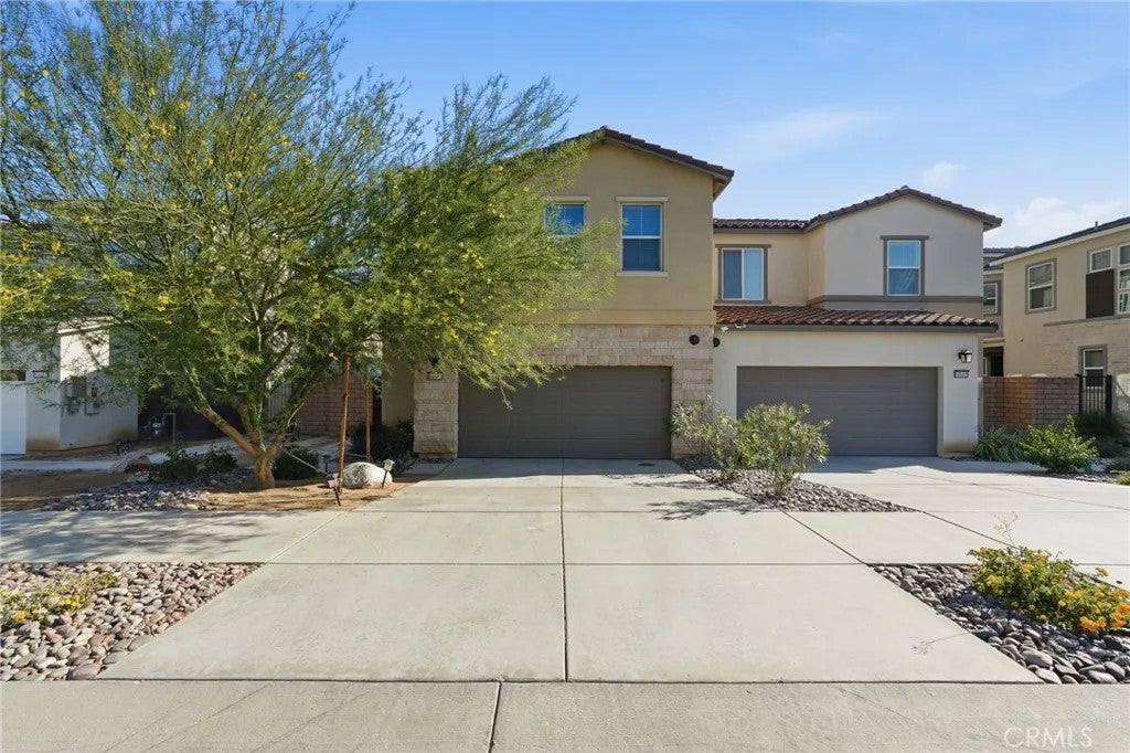 84675 Lago Breeza Drive — photo