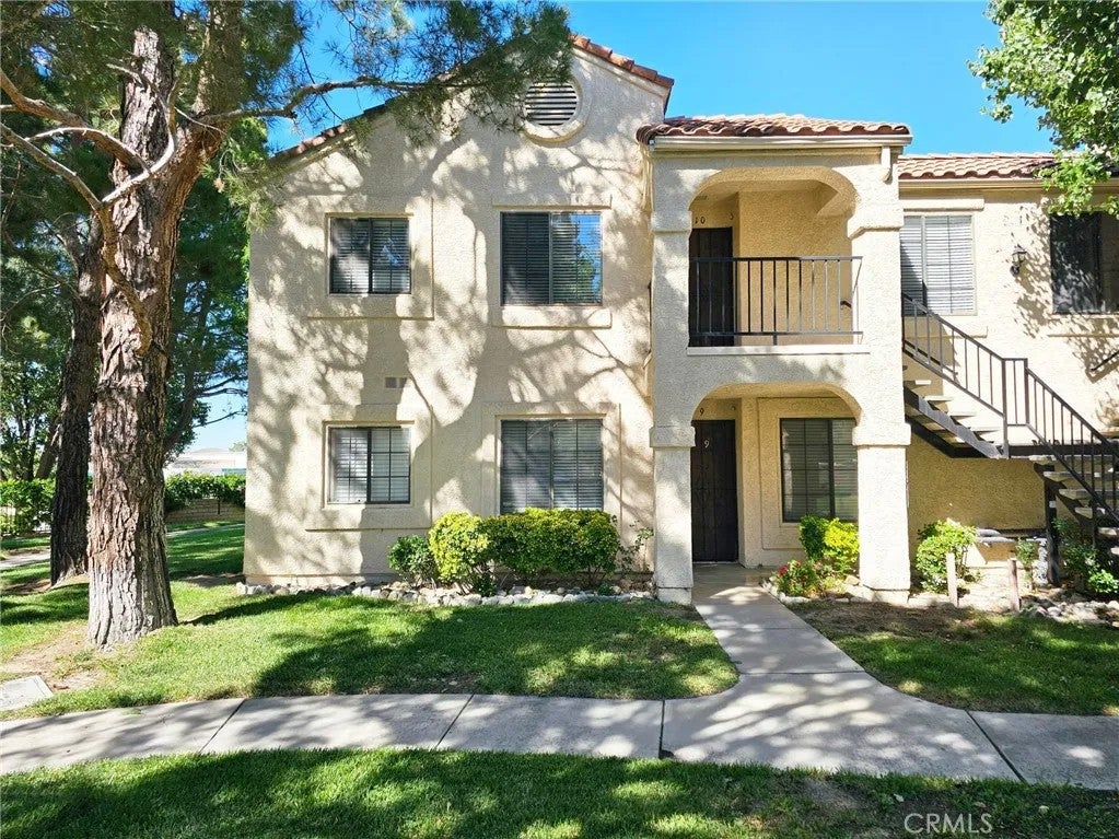 2554 Olive Drive 10 — photo