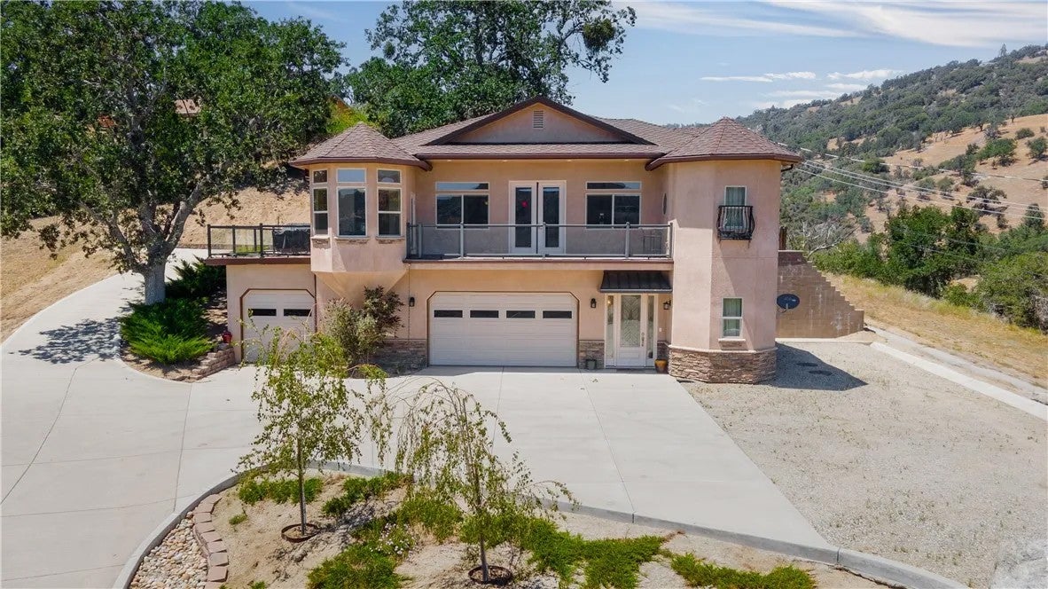 29801 Greenwater Drive — photo