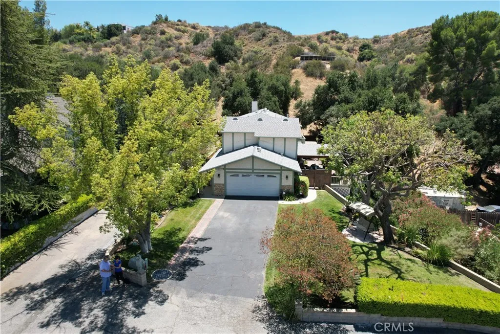25023 Everett, Newhall, CA 91321 — photo 3