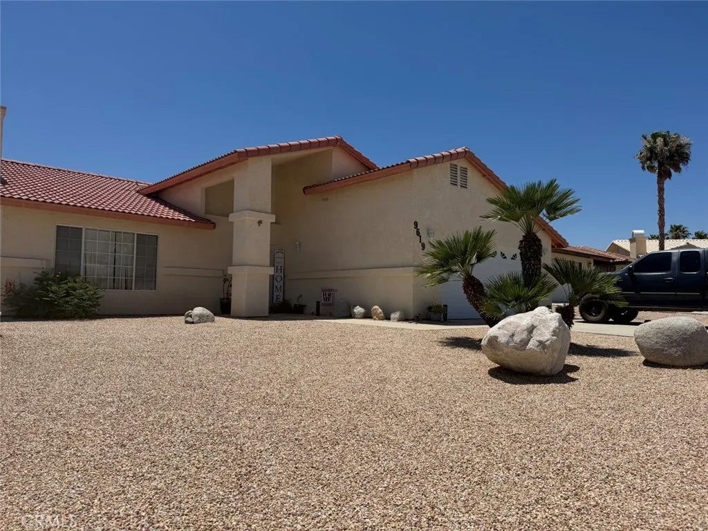 9619 Lido Court — photo