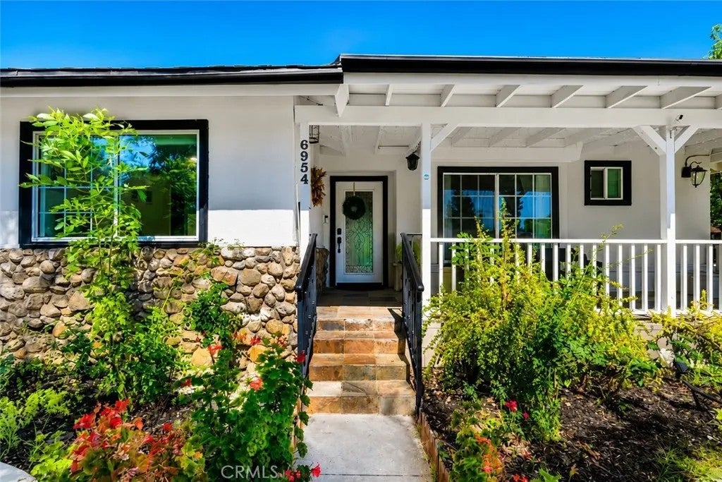 6954 Woodlake Avenue — photo