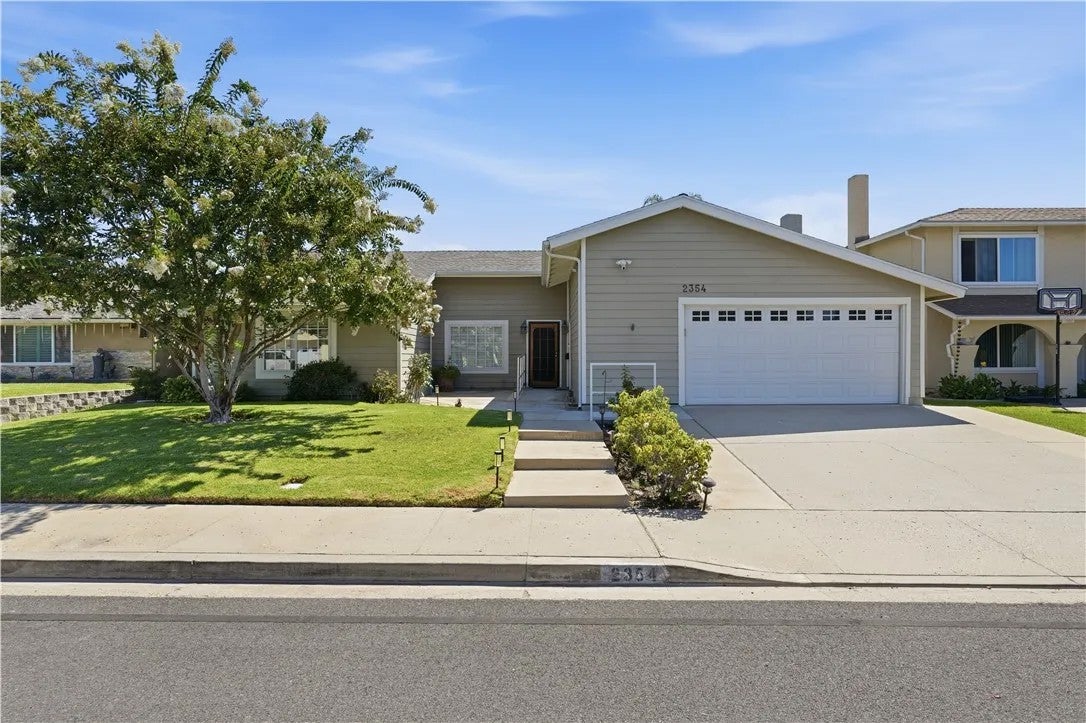 2354 Collier Court — photo