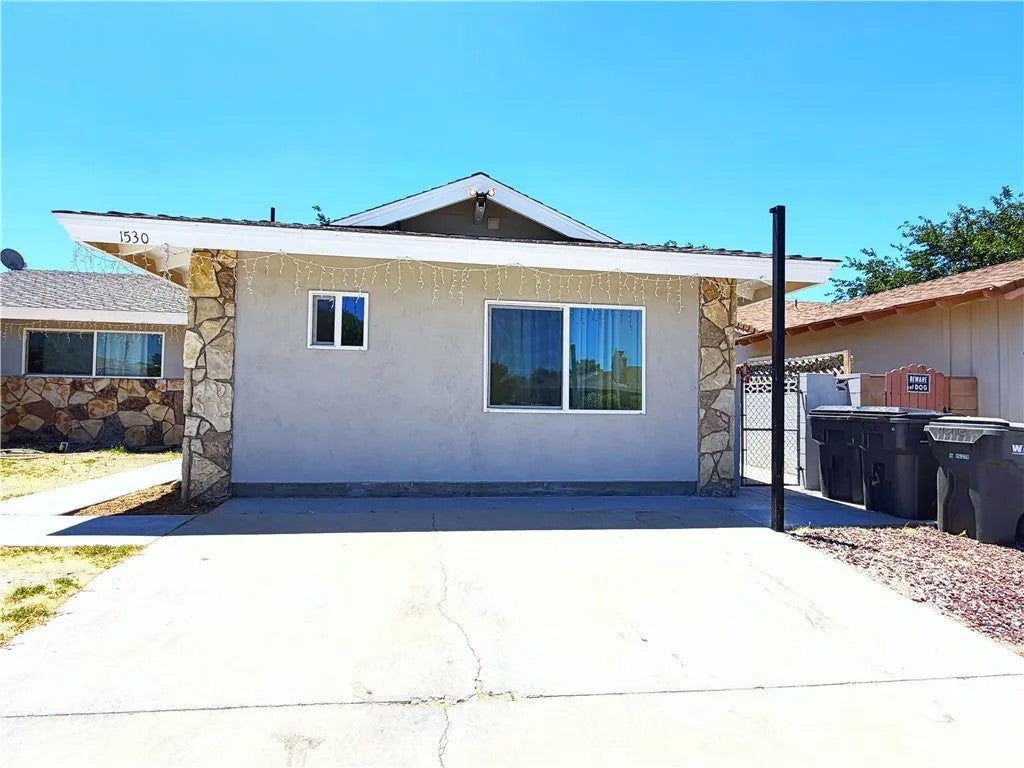 1530 W Kildare — photo