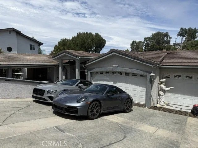 5262 Elvira — photo
