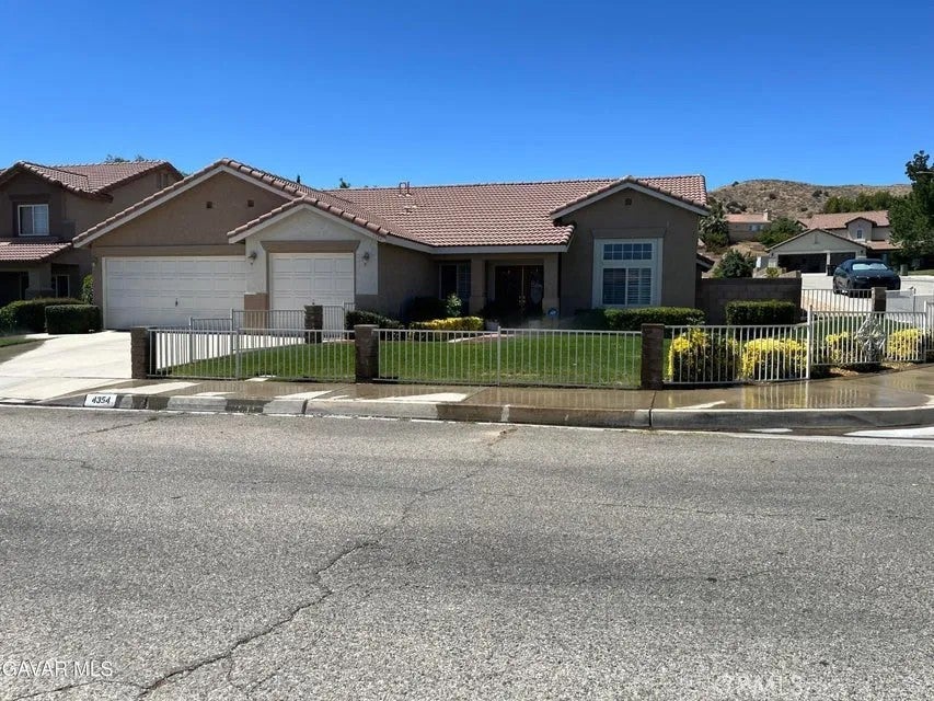 4354 Sungate Drive — photo