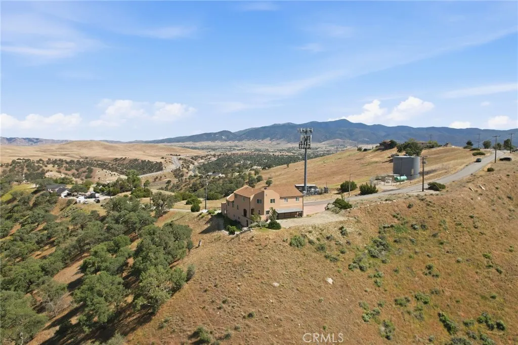 19701 Dovetail, Tehachapi, CA 93561 — photo 3