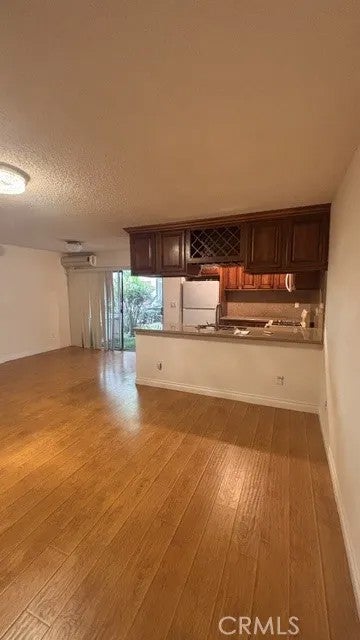 18530 Hatteras Street 102 — photo