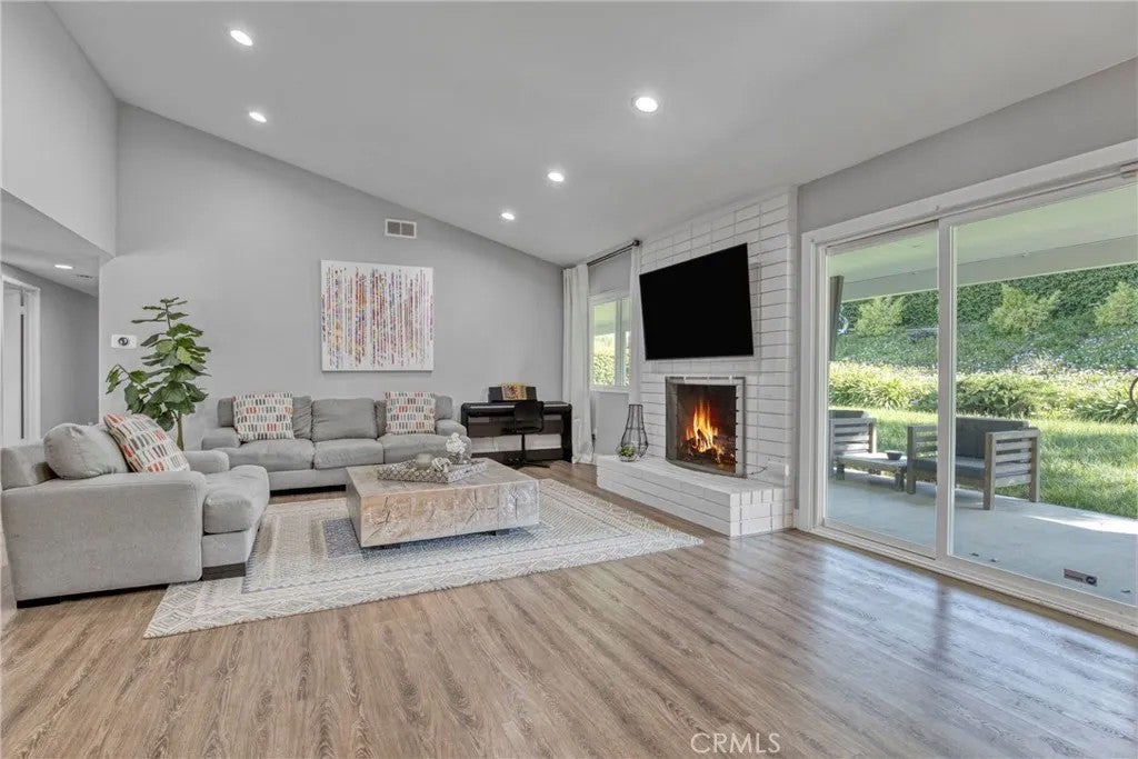 7293 Cirrus Way — photo
