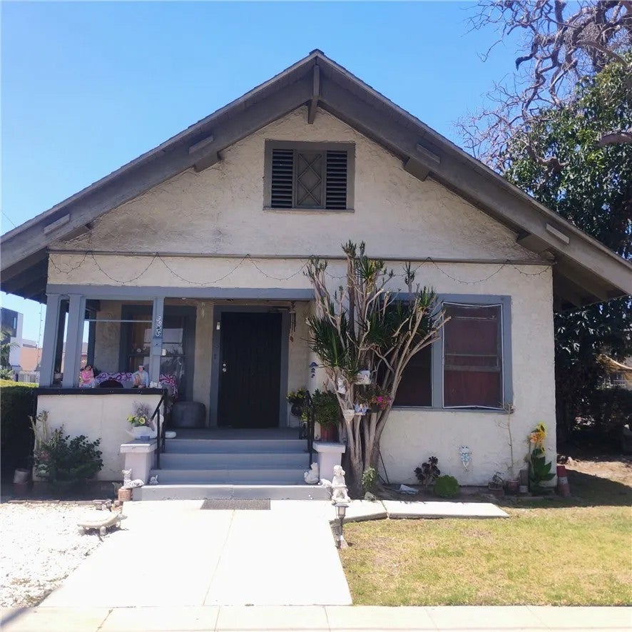3525 Raymond — photo