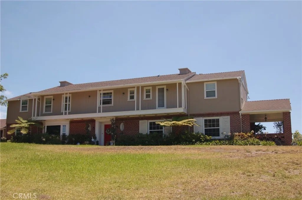 13978 Summit Drive — photo