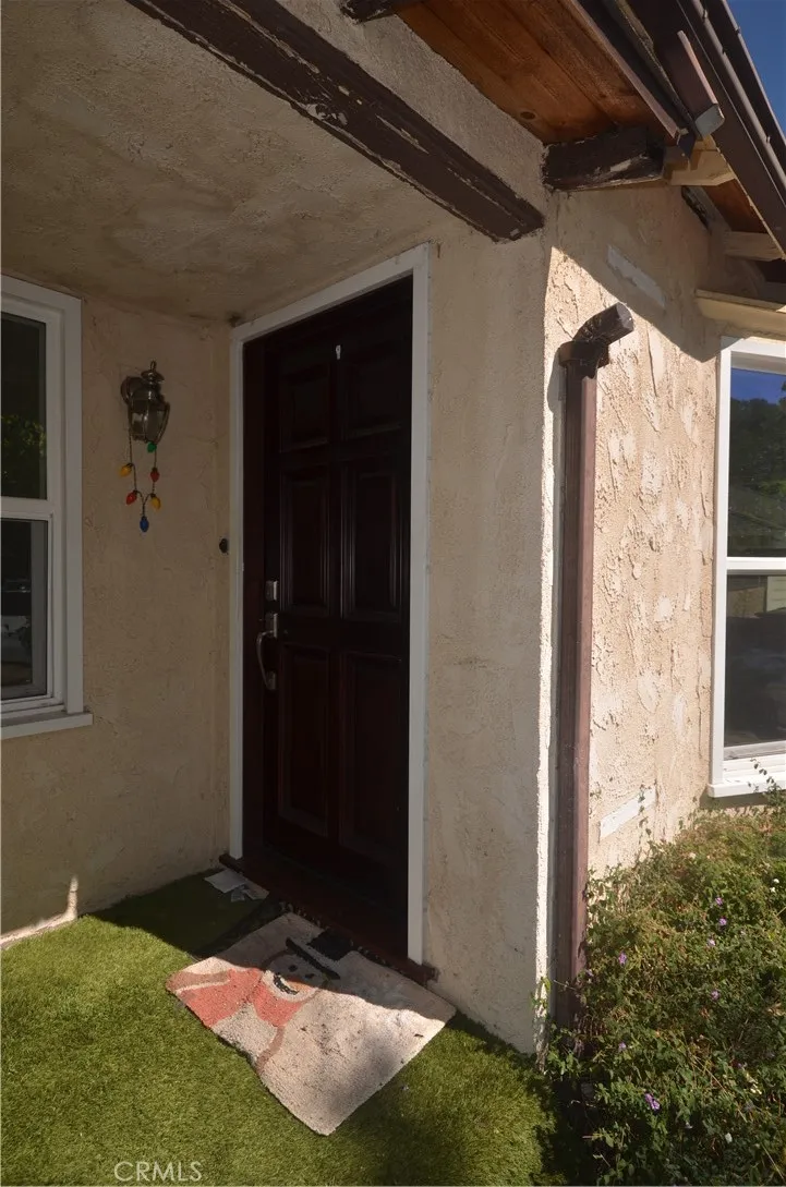 7024 Balcom, Reseda, CA 91335 — photo 2