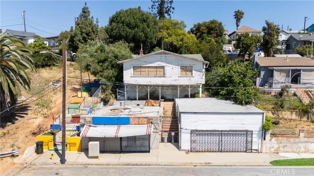 3303 Floral Drive — photo